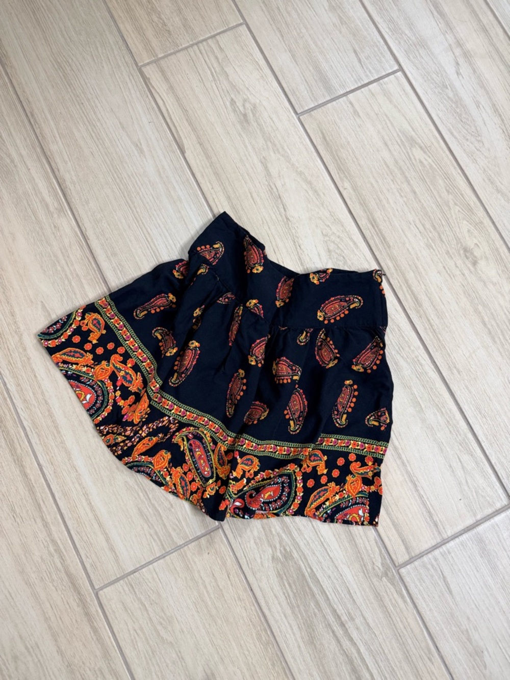 American Rag Boho Paisley Mini Skirt M Black Orange Border Print Skater